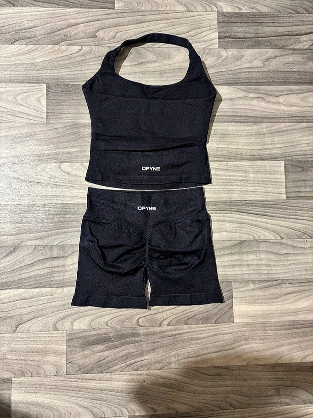 DFYNE Impact halter set